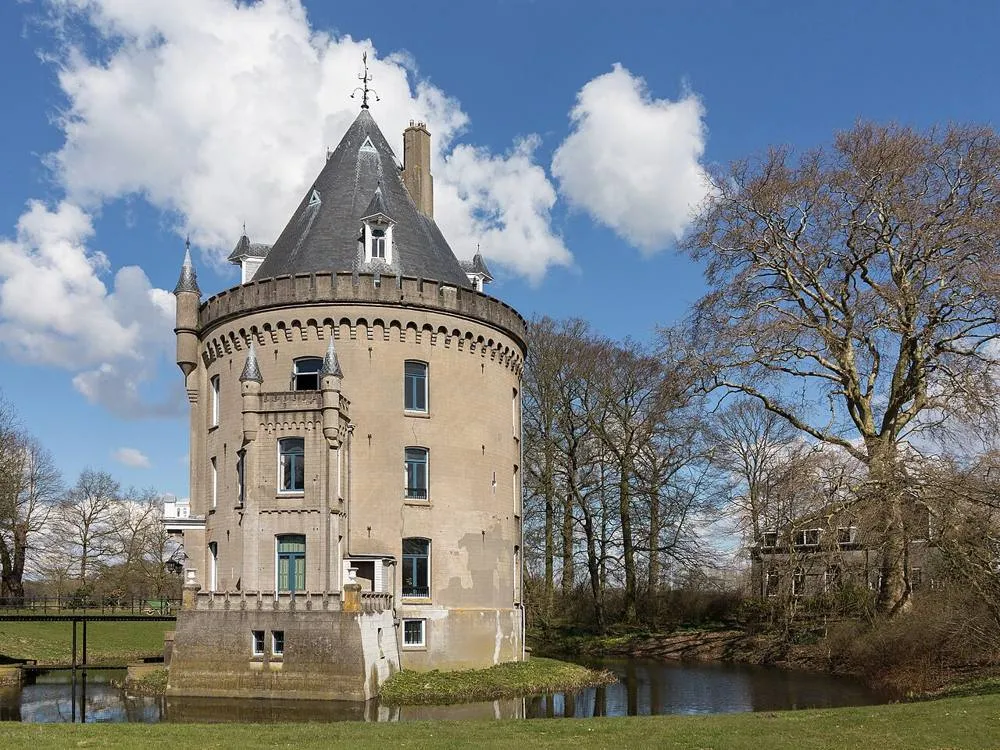 Spankeren: Spankeren, de Gelderse Toren RM42135 foto6 2015-04-05 12.45